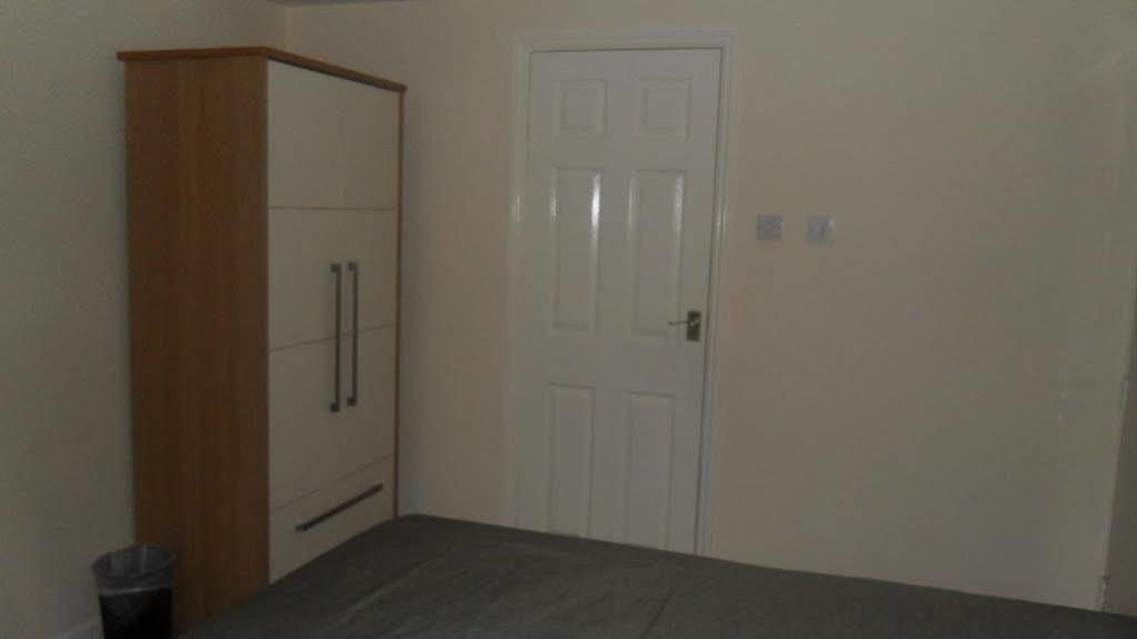 Montrose Guest House Romford Dış mekan fotoğraf